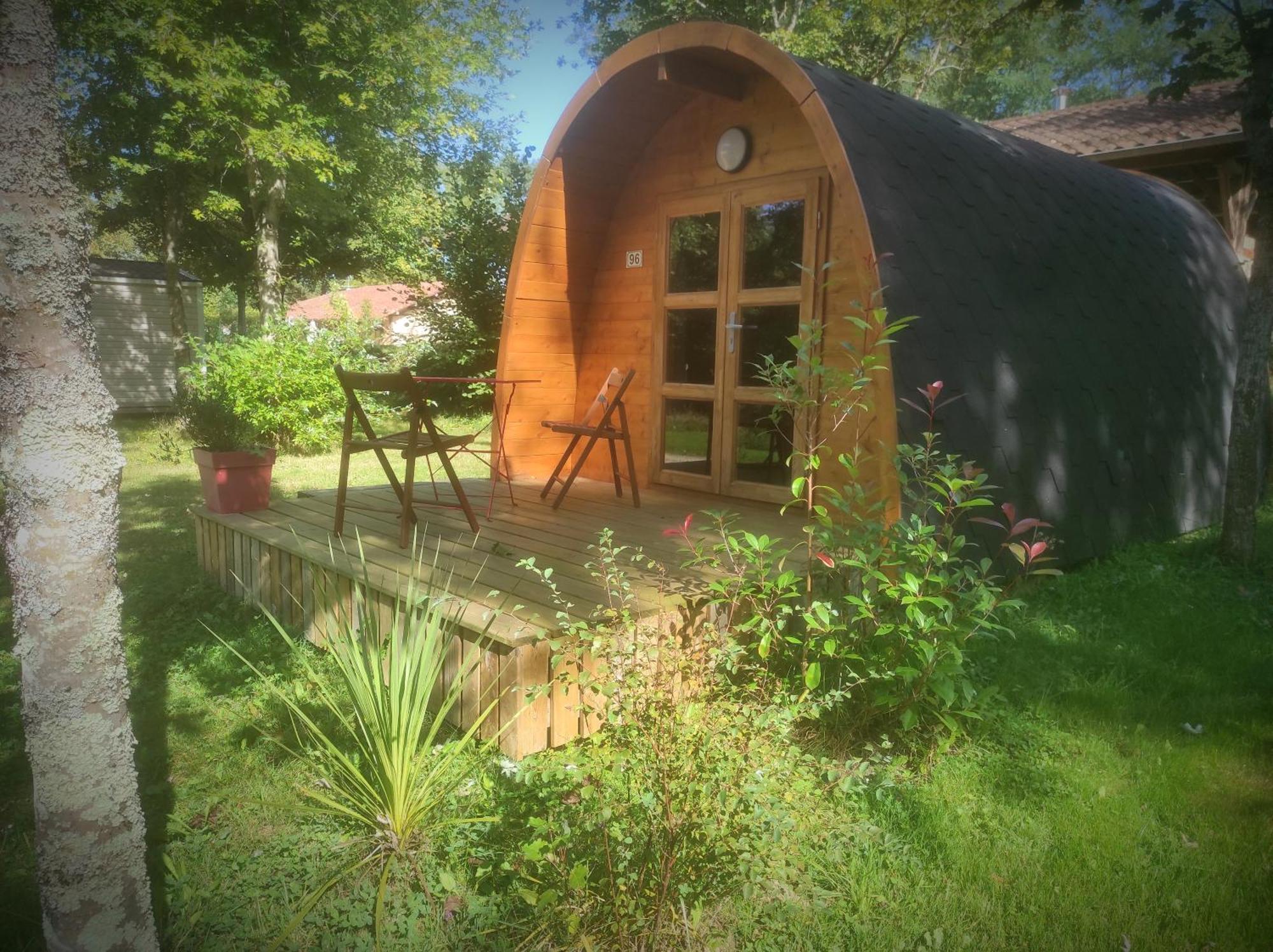 Camping Domaine De Mepillat Saint-Nizier-le-Bouchoux Exteriör bild