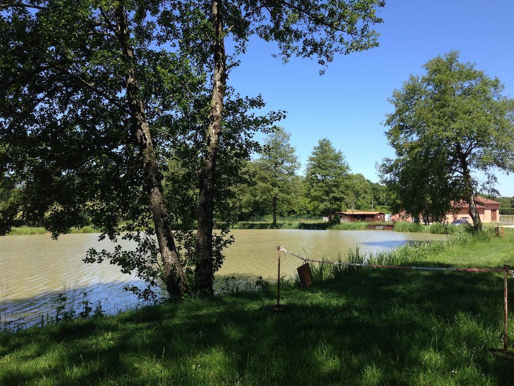 Camping Domaine De Mepillat Saint-Nizier-le-Bouchoux Exteriör bild